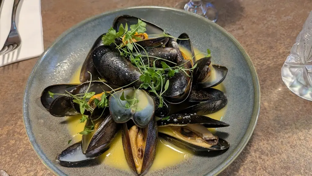 Salerno's_Oundle_slider_image_3