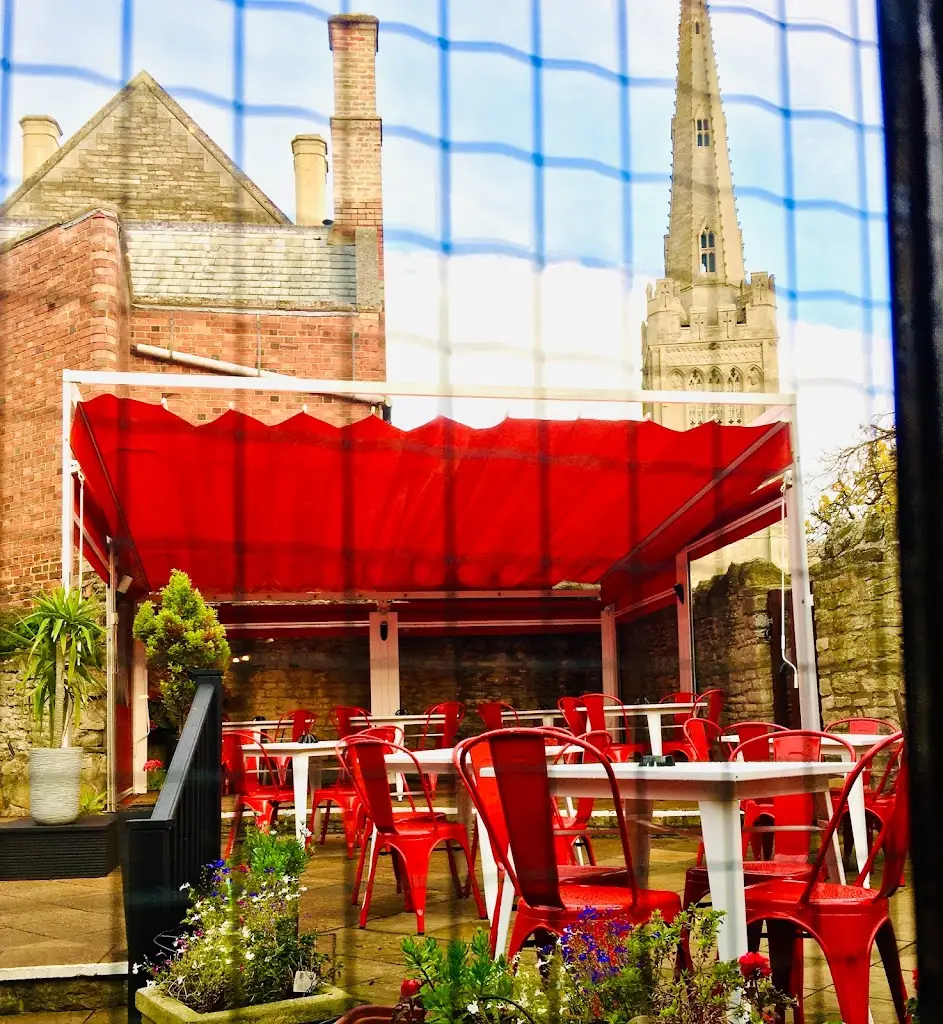 Rose & Crown_Oundle_slider_image_3