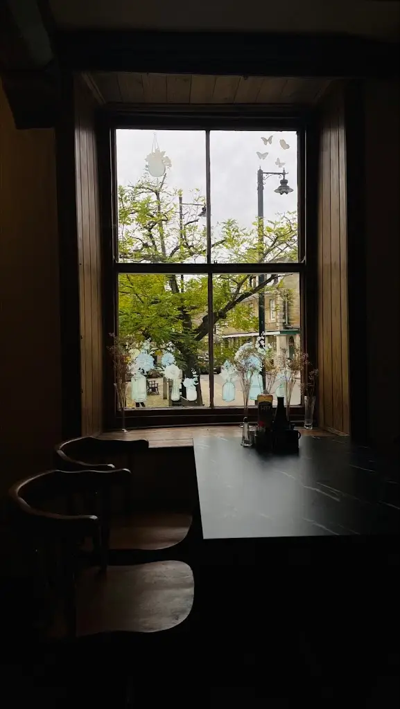 lln_The Coffee Tavern_Oundle_review