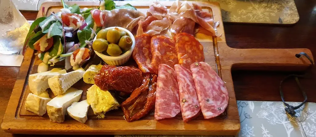 The Bugle Horn_Bassingham_slider_image_1