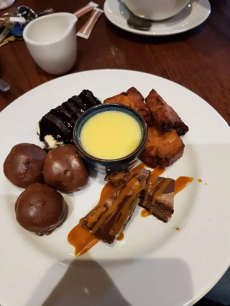 Andy W_Pigot Arms_Pattingham_review