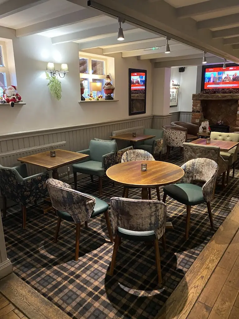 The Black Swan_Partington_slider_image_1