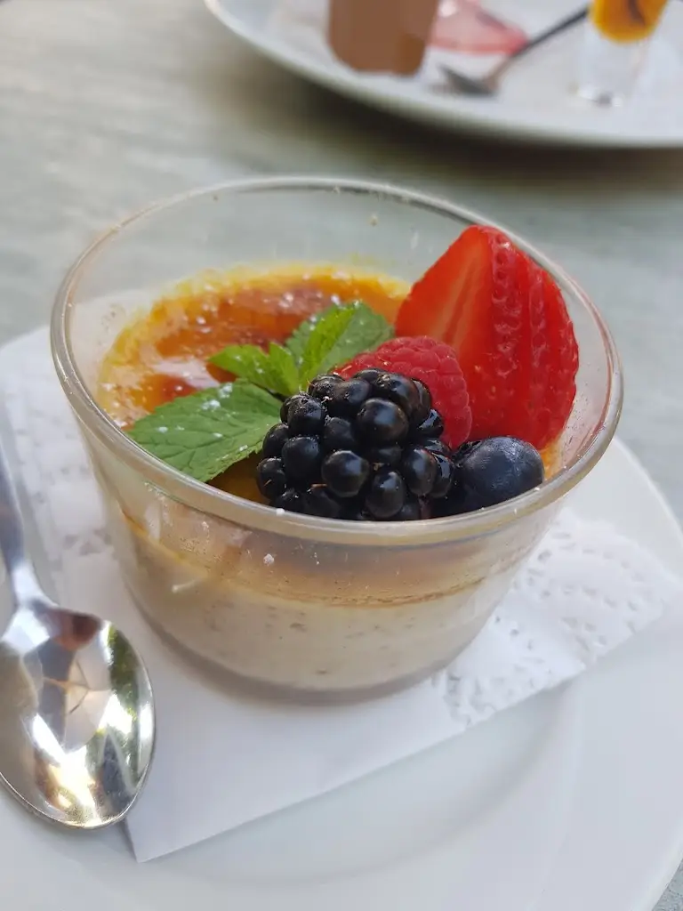 Menu_Green Man_Partridge Green_image_4