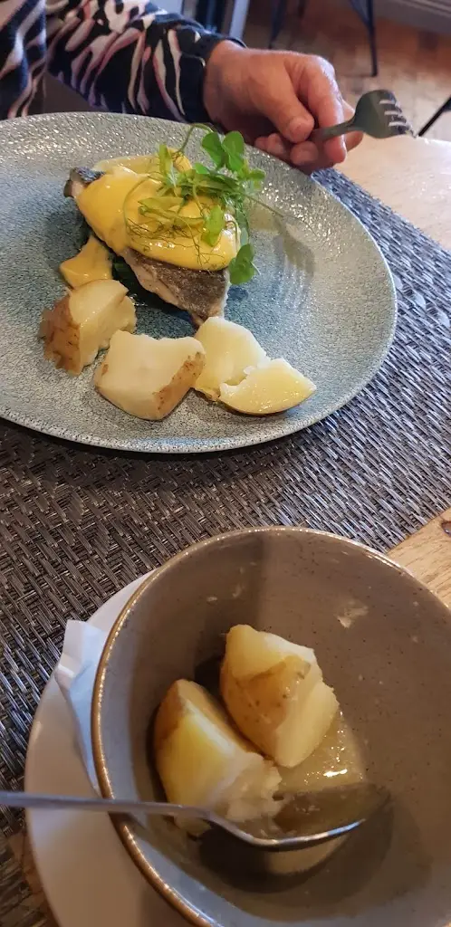 Menu_Green Man_Partridge Green_image_5