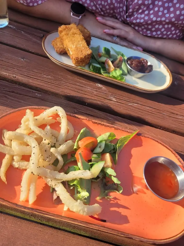 Menu_The George & Dragon_Partridge Green_image_8