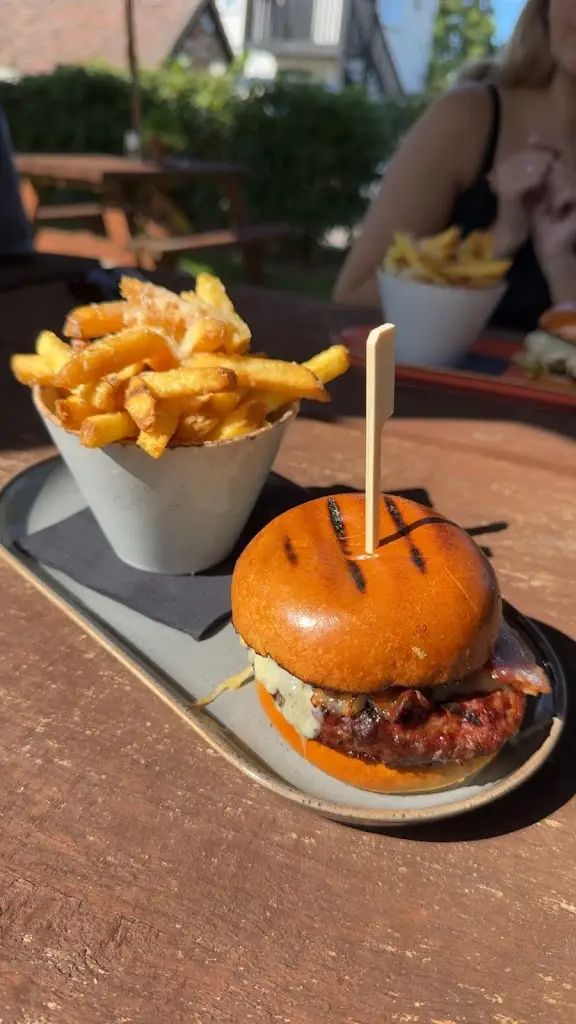 Jack Medway_The George & Dragon_Partridge Green_review