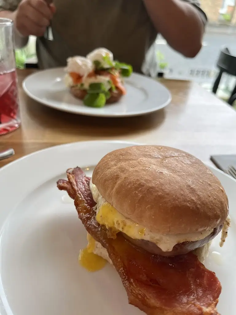 Cheryl Carruthers_The Courtyard Pegswood_Pegswood_review