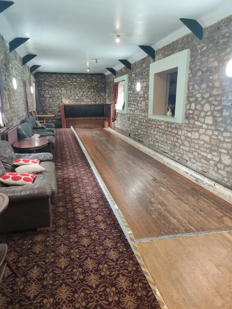 DJ CakeMouth_The Red Lion_Paulton_review