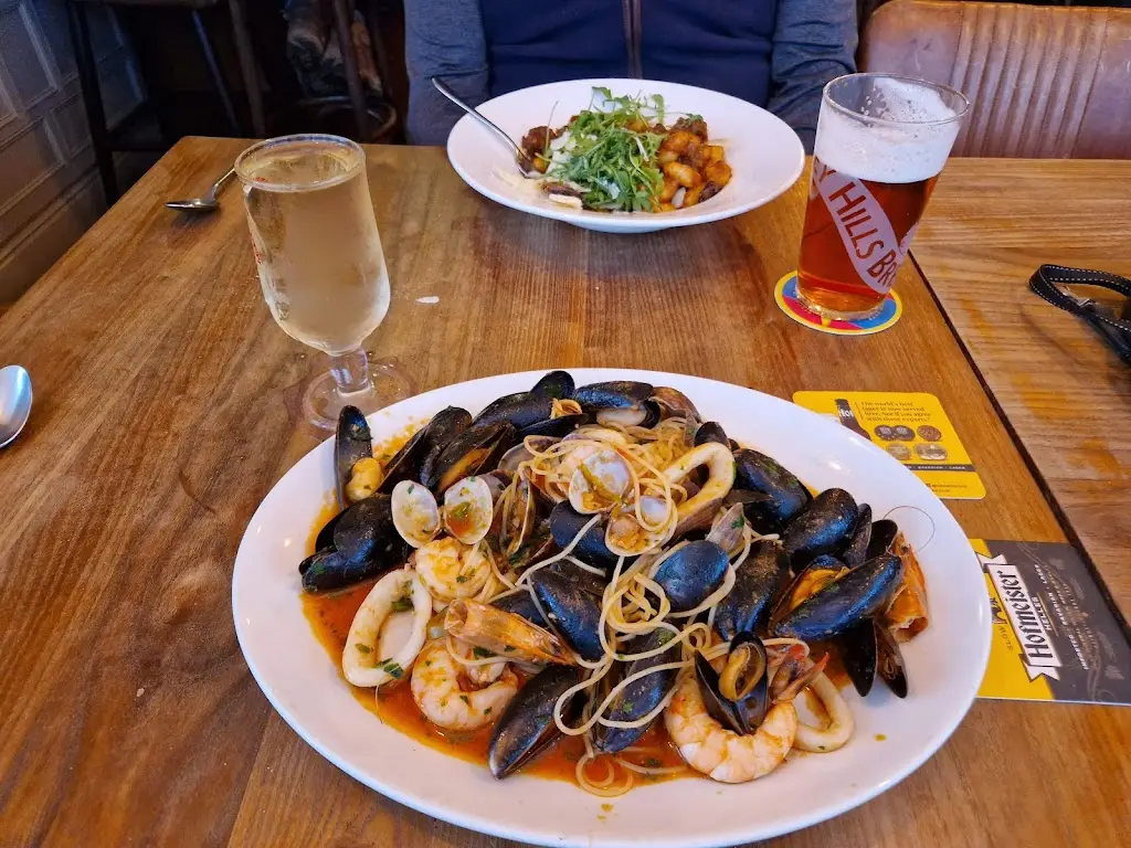 Menu_Hurtwood Inn Pub and Restaurant_Peaslake_image_9