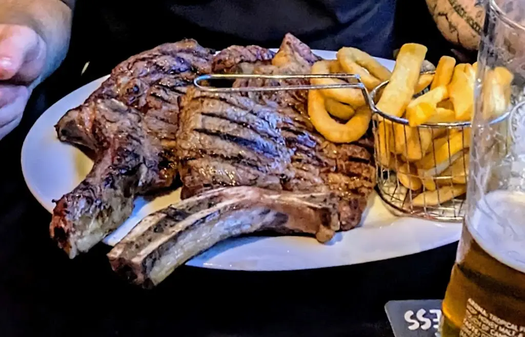 Karen Powis_Steak Rattle n Roll_Pelsall_review