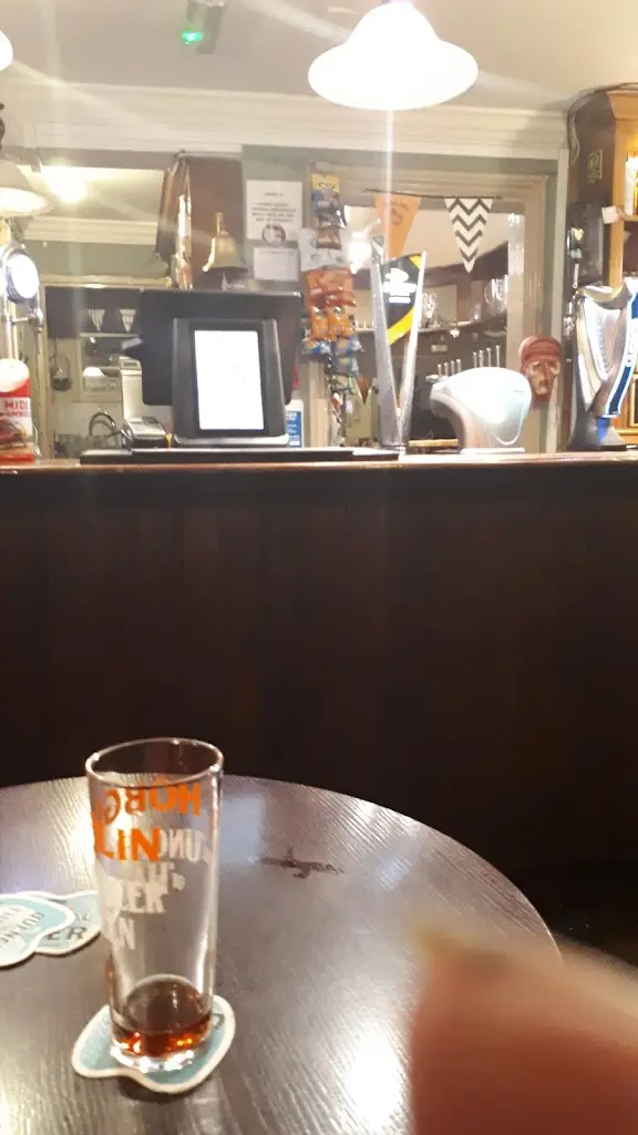 Menu_Queens_Pelsall_image_3