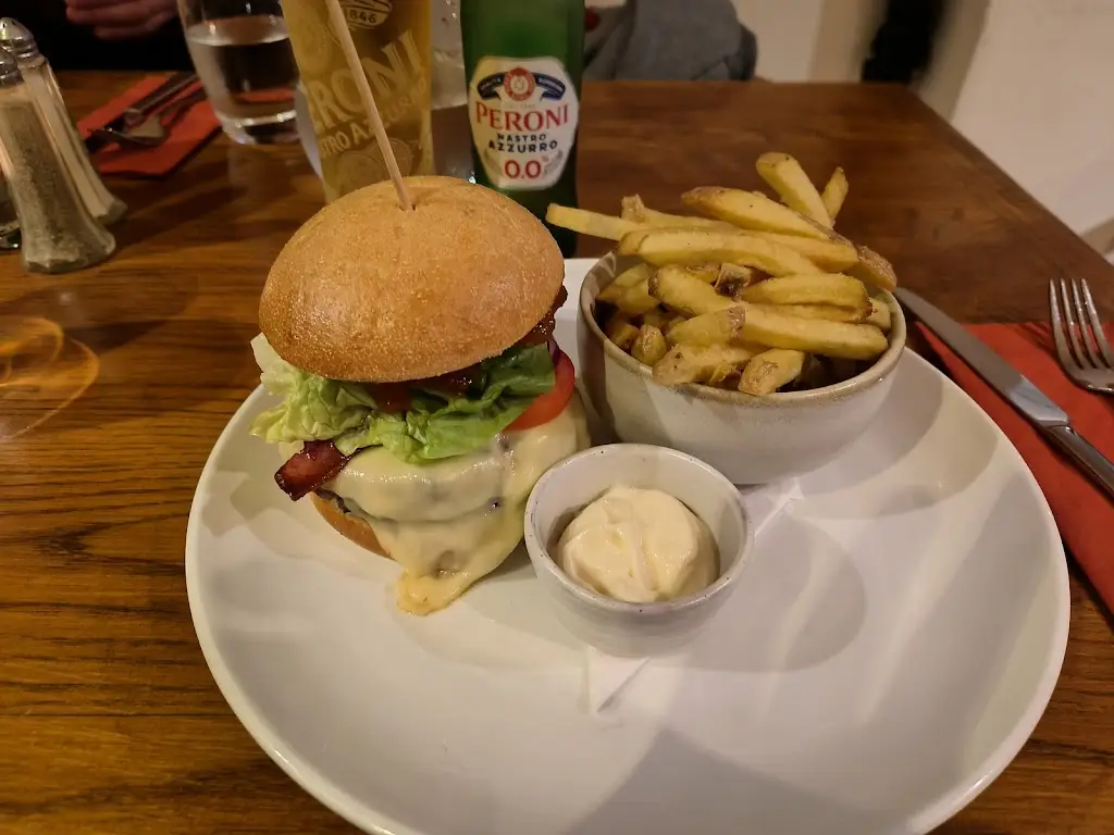 Tom_Alverne Restaurant & Lounge_Penzance_review