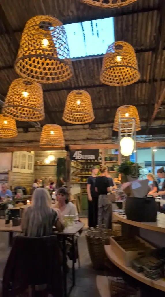 45 Queen Street_Penzance_slider_image_2