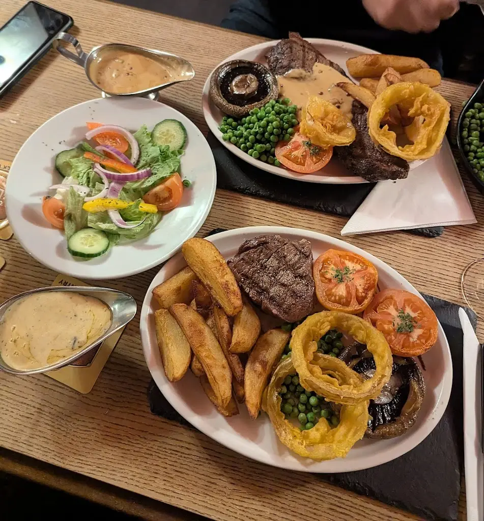 Emma Clifford_The Swan at Whiston_Penkridge_review