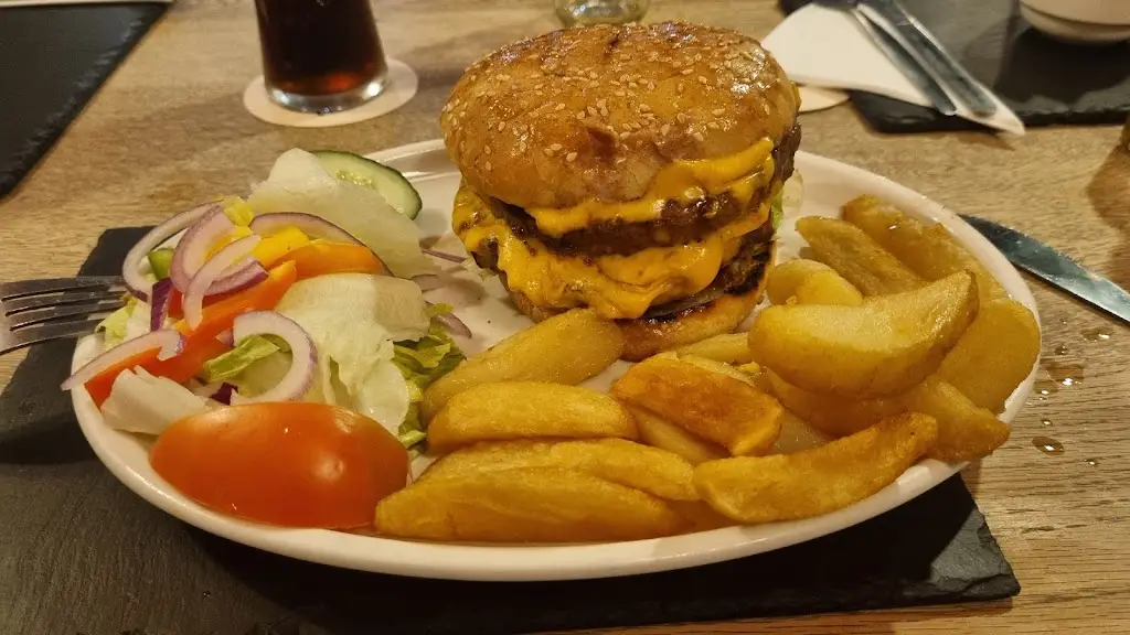 The Swan at Whiston_Penkridge_slider_image_2