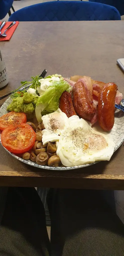 Menu_The Courtyard Bar & Restaurant_Penkridge_image_2