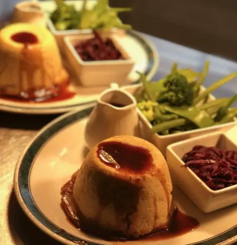 Pig and Abbot_Bassingbourn_slider_image_2