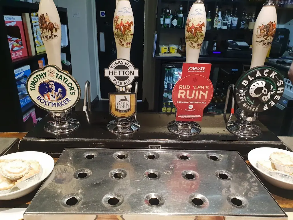 The Bridge Inn_Pateley Bridge_slider_image_3