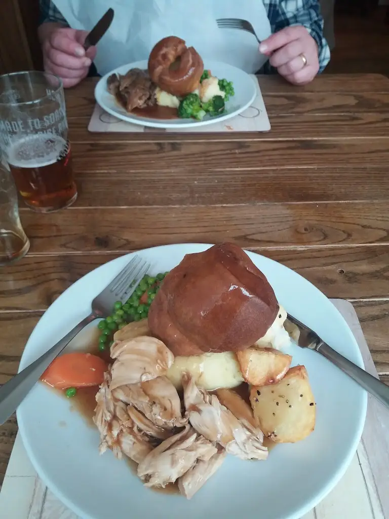 Menu_Mcculloughs Irish bar_Barnoldswick_image_2