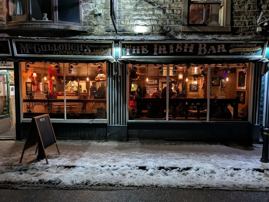 Mcculloughs Irish bar restaurant in Barnoldswick