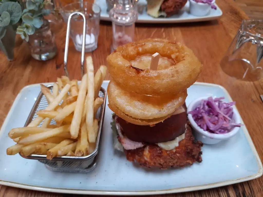 The Fountain Village Pub & Kitchen_Penistone_slider_image_3