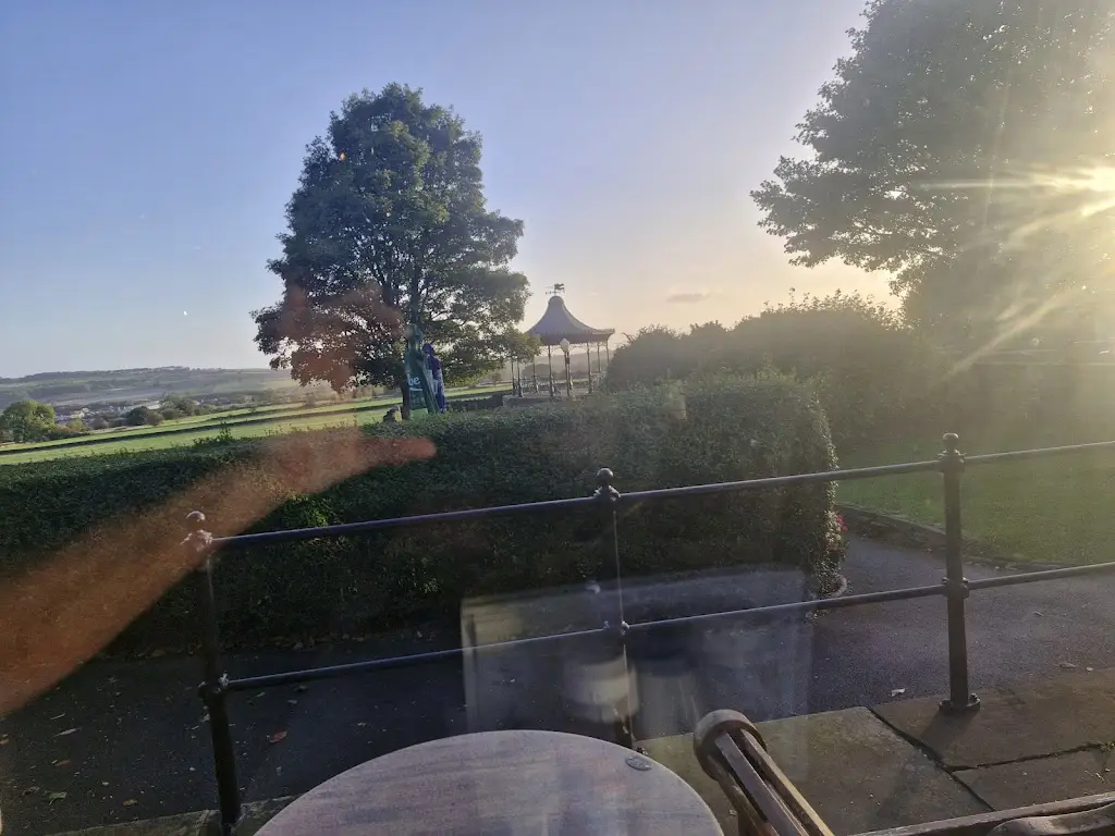 Michael Ketley_Cubley Hall_Penistone_review