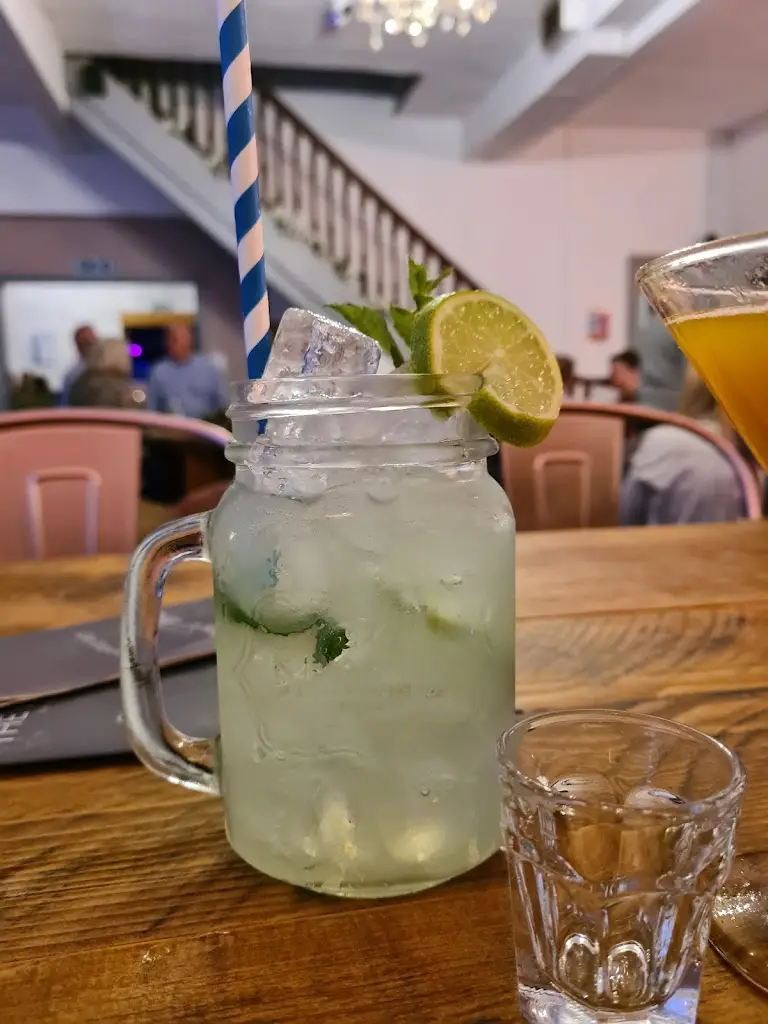 Menu_The Cristello Lounge_Penistone_image_1