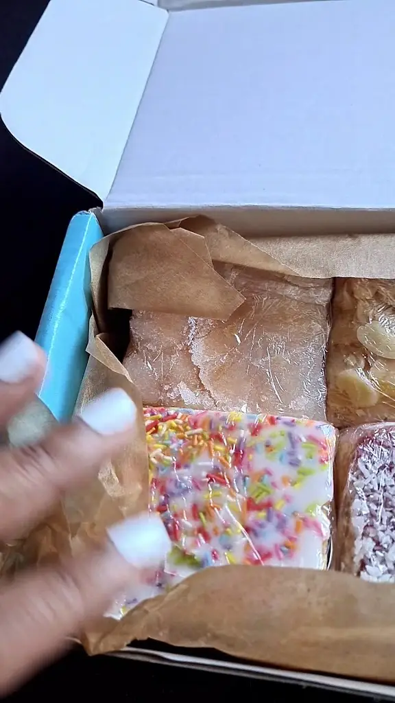 Denise Guinan_Cafe Creme_Penistone_recensione