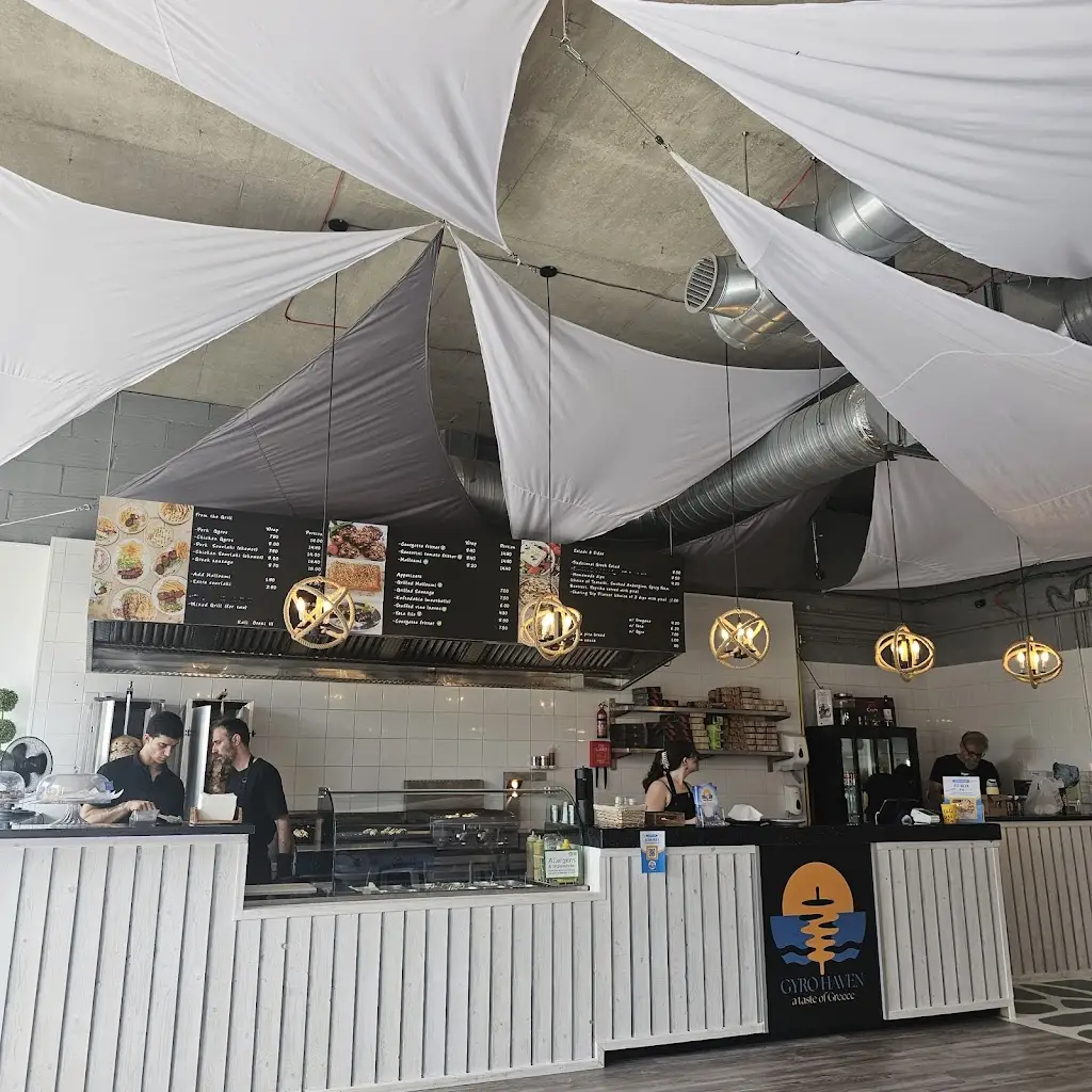 Eloise O'Shea_Gyrohaven_Peacehaven_review