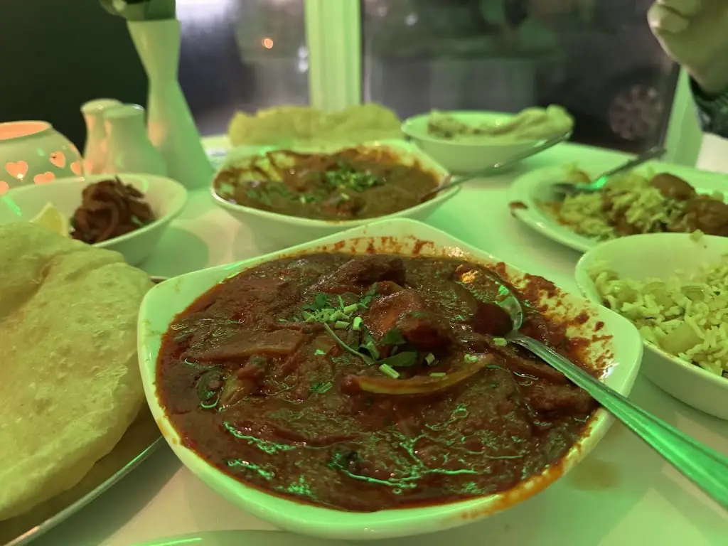 Maloncho_Peacehaven_slider_image_2