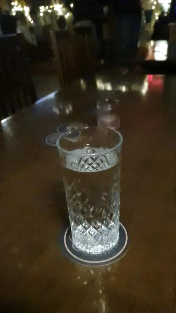 Alan Townson_The Avenue bar and tap_Peacehaven_review