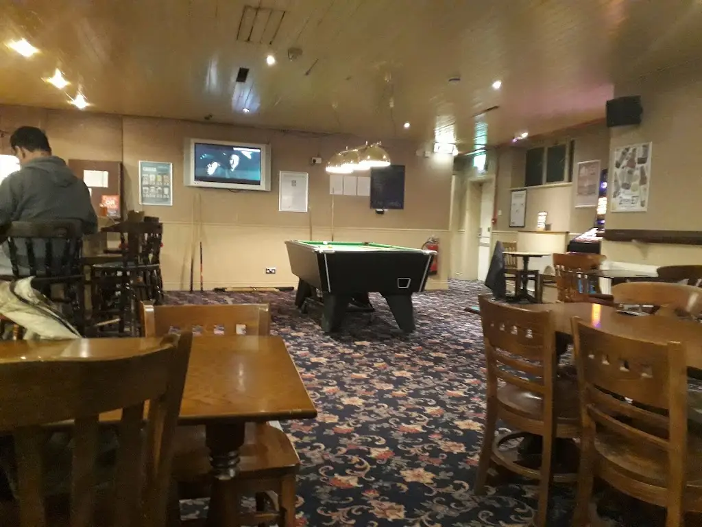 The Good Companion_Peacehaven_slider_image_3