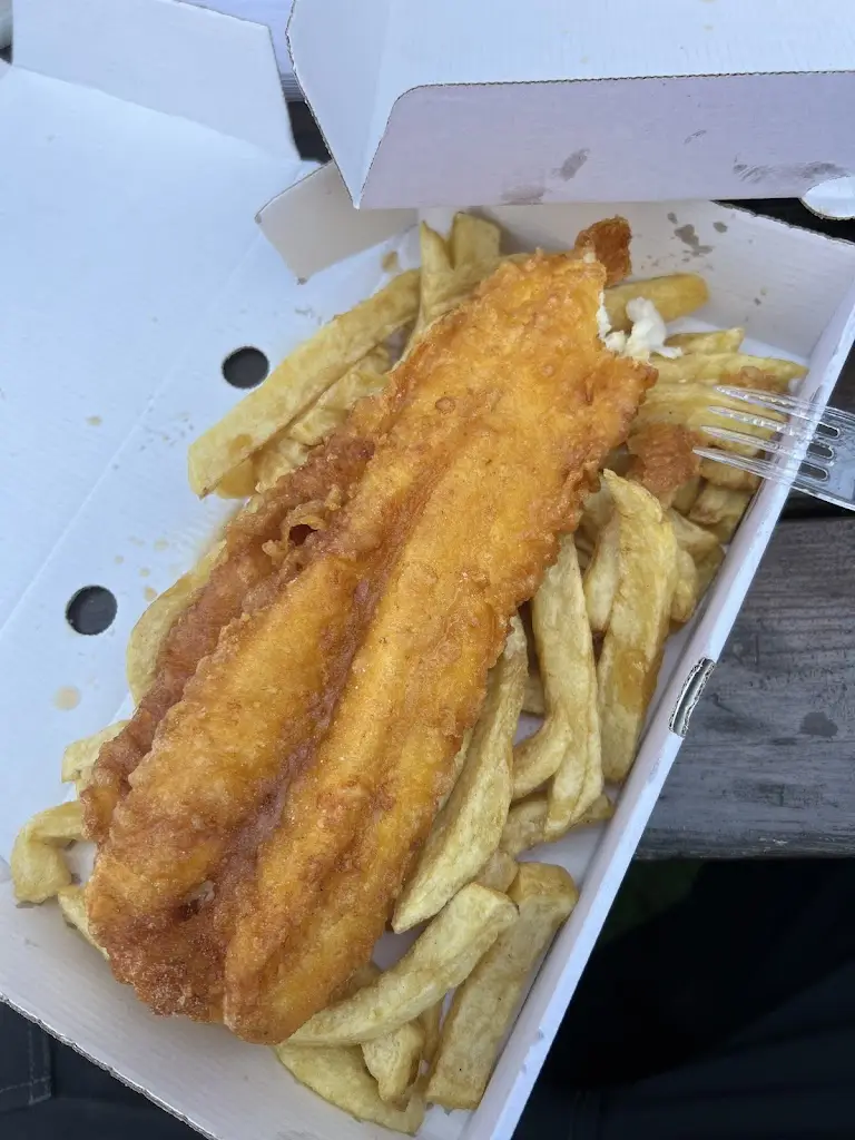 The Best Fish & Chips_Peacehaven_slider_image_2
