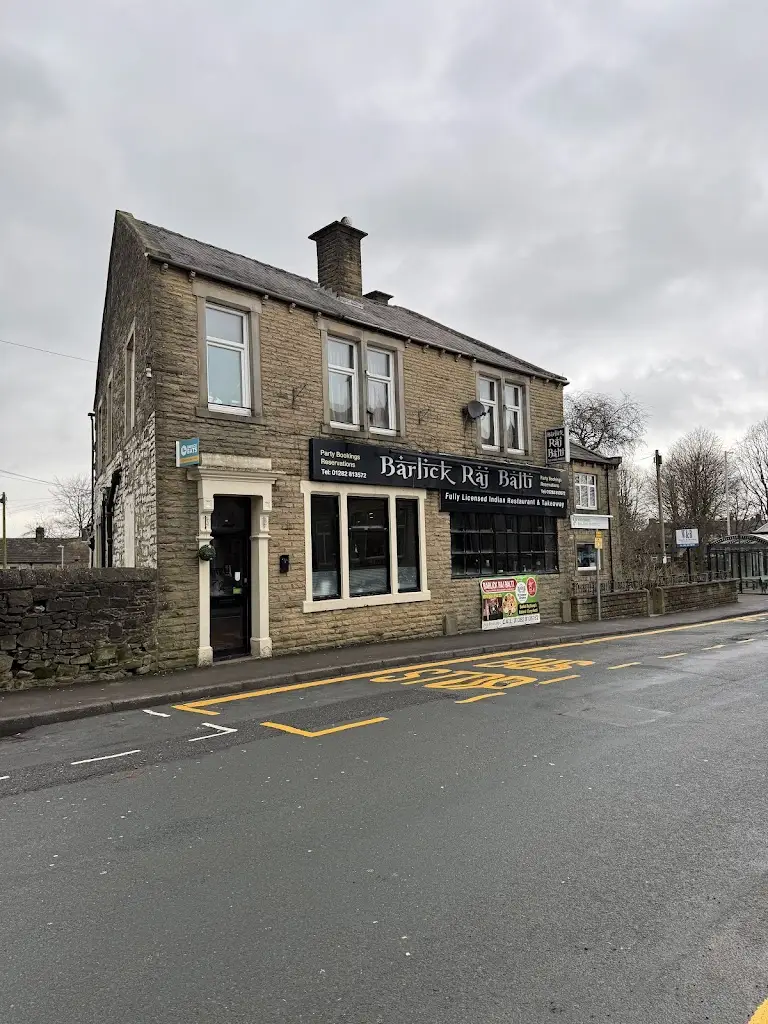 Barlick Raj Balti_Barnoldswick_slider_image_3