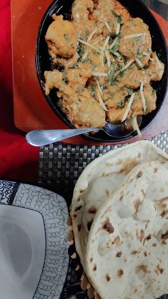 Noman Raja_Village Spice_Pilning_review