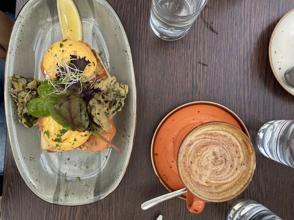 Elsa Gervastri_139 Fika_Peckham_review