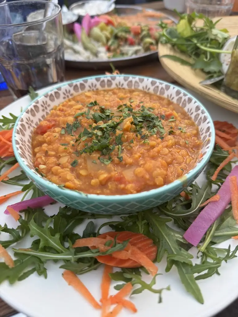 Alejandro_Persepolis_Peckham_review