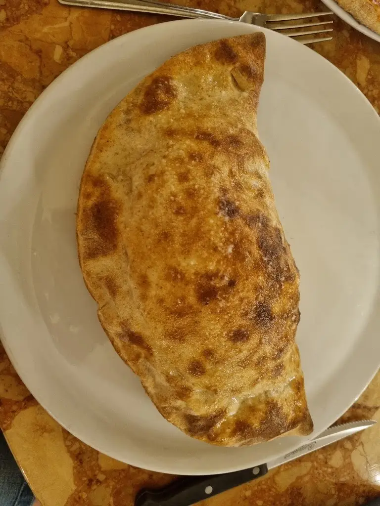 Gyorgy Gulyas_Mario’s_Barnoldswick_review