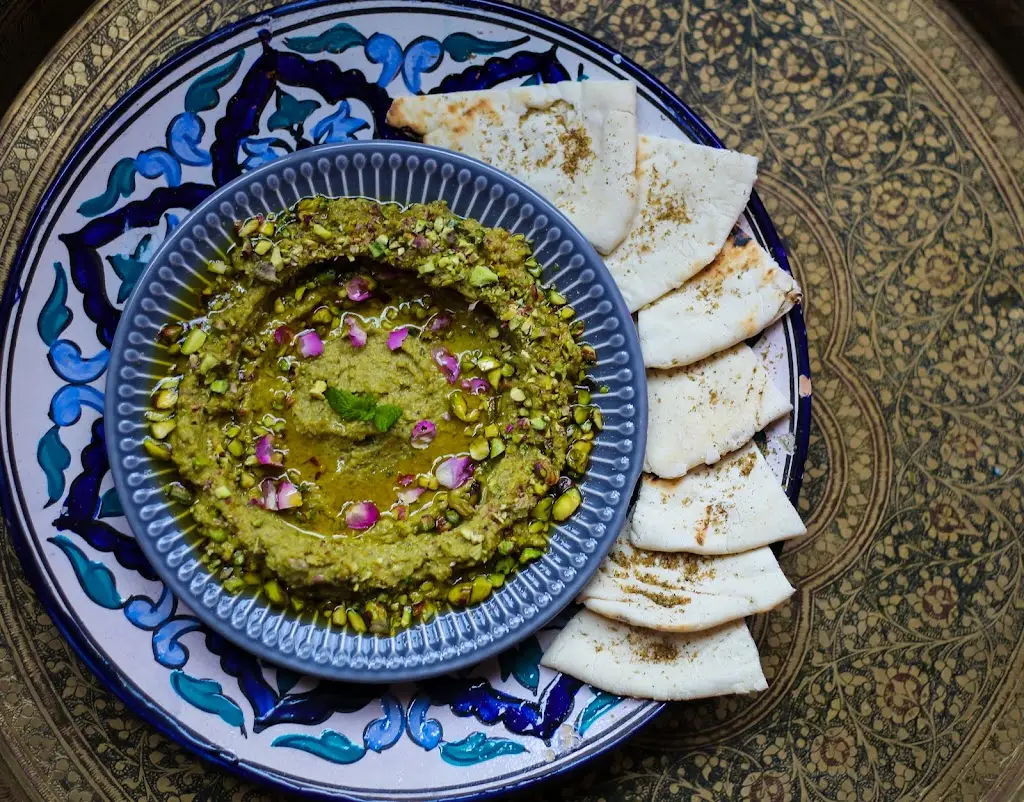 Hanar_Peckham_slider_image_3