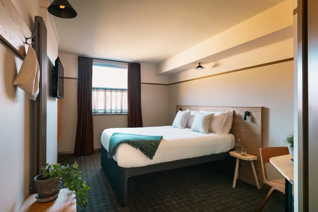 The Hide Hotel_Pilsley_slider_image_2