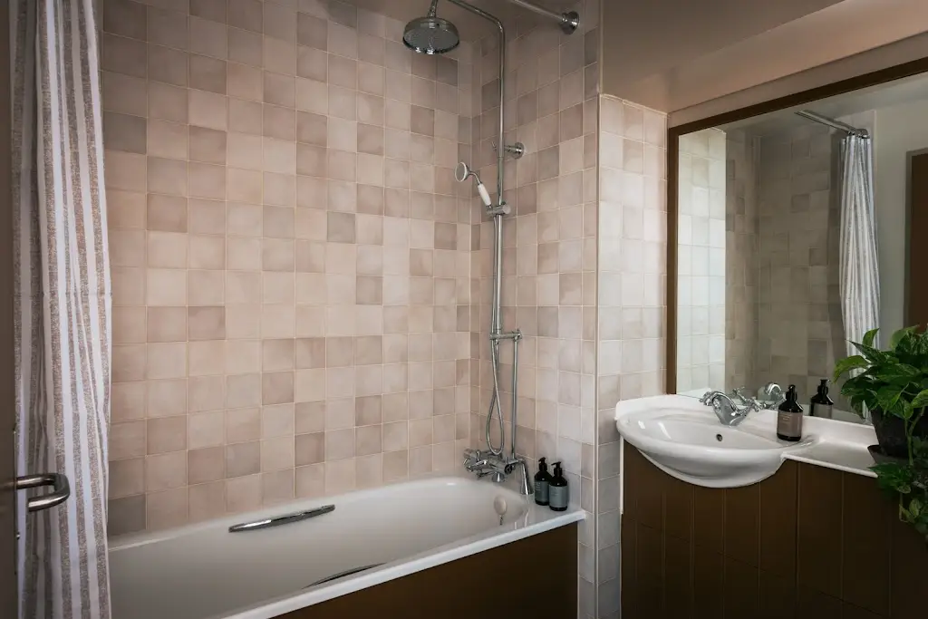 The Hide Hotel_Pilsley_slider_image_3