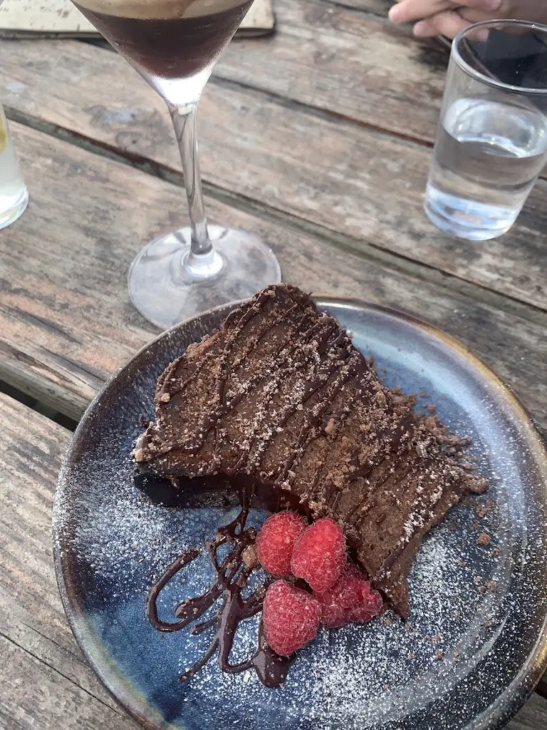 Amara Copsey_Summer House_Perranporth_recensione