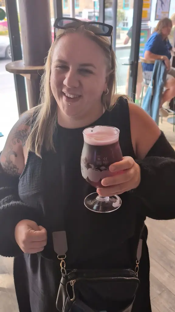 Emily Traynor_The Deck_Perranporth_review