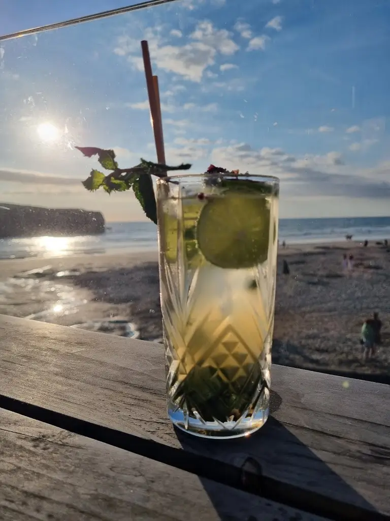 Menu_Alcatraz Bar & Cafe_Perranporth_image_7