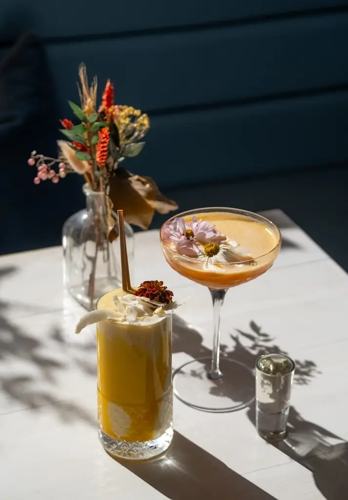 Alcatraz Bar & Cafe_Perranporth_slider_image_3