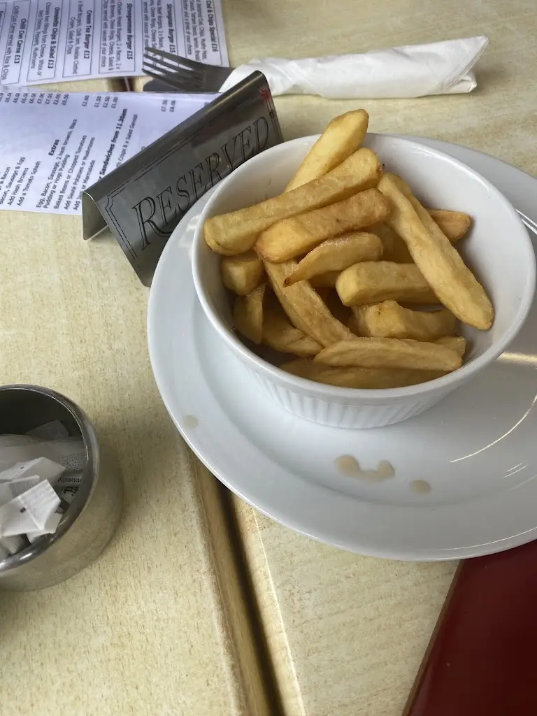 am_Dolphin Cafe_Perranporth_review