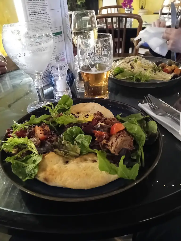 Menu_Massilia Bay_Pevensey_image_8