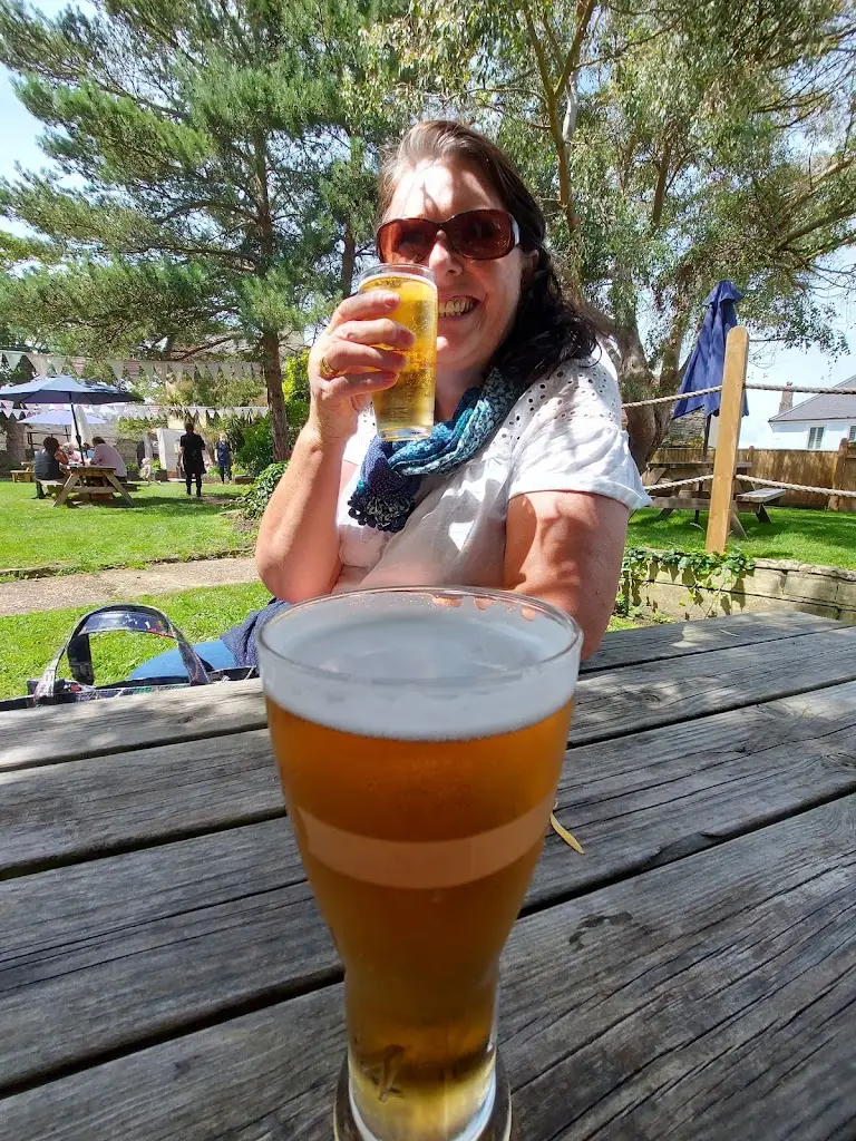 Menu_The Royal Oak & Castle_Pevensey_image_6