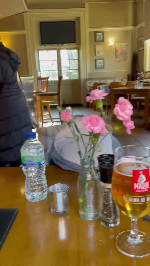 The Royal Oak & Castle_Pevensey_slider_image_2