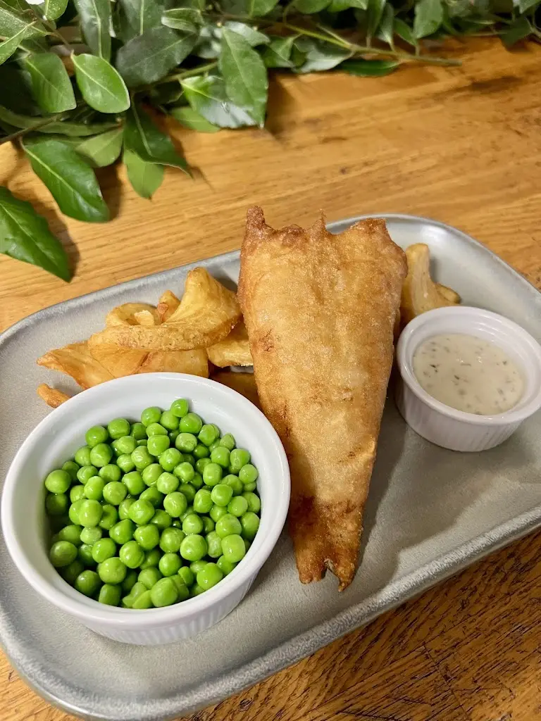 The Royal Oak & Castle_Pevensey_slider_image_3